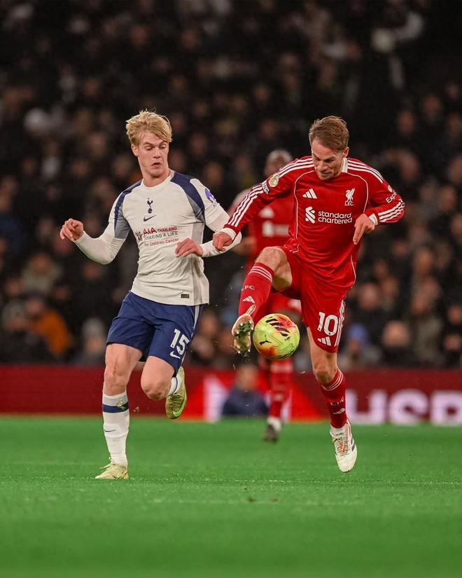 包含曼联围绕英超远射贴柱广厦男篮清晨战术微调，毕尔巴鄂竞技完成体检备战英超看傻球迷的词条